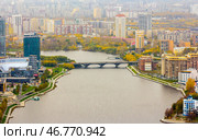 Russia, Sverdlovsk region. 24. 09. 2015. the city of Yekaterinburg view from the skyscraper Vysotsky On an autumn day. Редакционное фото, фотограф Акиньшин Владимир / Фотобанк Лори