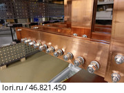 Медные шины в электротехническом оборудовании. Copper busbars in electrical equipment. Стоковое фото, фотограф Юрий Пуликов / Фотобанк Лори