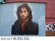 Санкт-Петербург. Портрет Игоря Талькова на стене. (2021 год). Редакционное фото, фотограф Сергей Шелагин / Фотобанк Лори