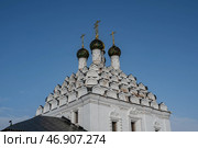Panorama of the Spaso-Yakovlevsky Dimitriev Monastery. View from lake Nero on a sunny summer day. Rostov Veliky, Russia. 13th-18th century (2024 год). Стоковое фото, фотограф Оксана Медведева / Фотобанк Лори