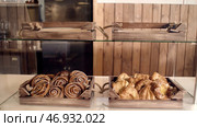 A sweet dessert made of puff pastry cooking. Стоковое фото, фотограф David Kashakhi / Фотобанк Лори