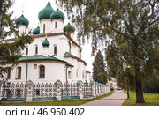 Church of Elijah the Prophet on a summer morning. Yaroslavl. A golden ring. Russia. Стоковое фото, фотограф Photojuli / Фотобанк Лори