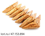 Вкусная узбекская самса на белом фоне. Стоковое фото, фотограф Pixel_shot / Фотобанк Лори