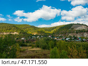 Золотая осень в Национальном Парке Самарская Лука недалеко от деревни Ширяево! (2023 год). Редакционное фото, фотограф Viktor Volkodaev / Фотобанк Лори