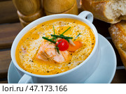 Norwegian cuisine - cream salmon soup. Стоковое фото, фотограф Яков Филимонов / Фотобанк Лори