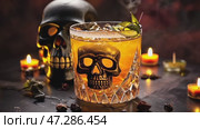 Halloween drink for party, selective focus. Стоковое AI-видео, аниматор Ирина Старикова / Фотобанк Лори