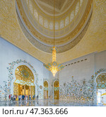 Abu Dhabi, United Arab Emirates - Jan 10 2024, prayer hall interiors Sheikh Zayed Grand Mosque in Abu Dhabi, the capital city of United Arab Emirates. Редакционное фото, фотограф Сергей Богомяко / Фотобанк Лори