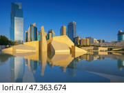 Abu Dhabi, United Arab Emirates - Jan 10 2024, Panoramic view of the square with the Al Musallah public space, built by the CEBRA, with skyscrapers in background, Abu Dhabi, United Arab Emirates. Редакционное фото, фотограф Сергей Богомяко / Фотобанк Лори