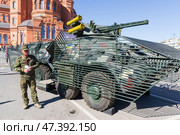 Трофейная военная техника Украины, бронетранспортёр БТР-3Е на выставке, Площадь Павших Борцов, Волгоград, Россия. Редакционное фото, фотограф Андрей Цыганков / Фотобанк Лори