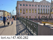 Вид с Зеленого моста на Строгановский дворец. Санкт-Петербург. Редакционное фото, фотограф Александр Алексеев / Фотобанк Лори