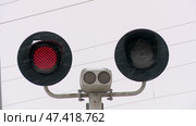 Russian Railways is the composition of trade passenger cars, rails, sleepers moving lights winter. Стоковое видео, видеограф Алексей Сергеев / Фотобанк Лори