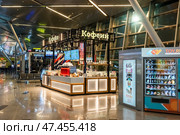 Город Москва, Аэропорт Внуково. Кафе в зале вылета аэропорта. Редакционное фото, фотограф Игорь Низов / Фотобанк Лори