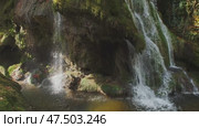 Bigar waterfall in Romania. Стоковое видео, видеограф Михаил Коханчиков / Фотобанк Лори