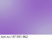 Абстрактный фон глубокого лавандового, фиолетового, сиреневого и белого цветов. Зернистая текстура. Цветовой градиент, омбре. Мягкий шумовой эффект виньетки. Мечтательный, воздушный, пастельный дизайн для творческих проектов. Стоковая иллюстрация, иллюстратор ФотоИнтеллект / Фотобанк Лори