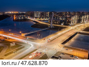 Санкт-Петербург. Ночной вид на Дудергофский канал, улицу Катерников, проспект Героев и мост Ахмата Кадырова. Редакционное фото, фотограф Сергей Крамарев / Фотобанк Лори