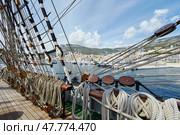 Monaco, Monaco Ville, Monte-Carlo, 2015.09.04: Four-masted barque ship, the Russian training ship is in the port of Hercules in Monaco, in the program of the Year of Russia in Monaco, sunny day. Редакционное фото, фотограф Vladimir Drozdin / Фотобанк Лори