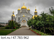 Свято-Троицкий Серафимо-Дивеевский женский монастырь (2019 год). Редакционное фото, фотограф Светлана Труфанова / Фотобанк Лори