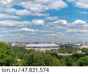 Russia, Moscow 23 May 2024, Luzhniki stadium in Moscow, veiw from Vorobyovy Hills viewpoint (2018 год). Стоковое фото, фотограф Фотограф / Фотобанк Лори