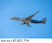 Moscow Russia Zhukovsky Airfield 31 August 2019: Passenger aircraft Airbus A350 in the demonstration flight of the international aerospace salon MAKS-2019. Стоковое фото, фотограф Фотограф / Фотобанк Лори