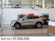 Автомобиль HAVAL JOLION в автосалоне Авторусь. Московская область, Подольск, пр-т Юных Ленинцев, дом 1И. Редакционное фото, фотограф Яна Королёва / Фотобанк Лори