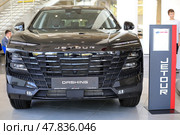 Автомобиль JETOUR DASHING в автосалоне Авторусь. Московская область, Подольск, пр-т Юных Ленинцев, дом 1И. Редакционное фото, фотограф Яна Королёва / Фотобанк Лори