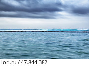 Грозовые облака над тропическим пляжем. Стоковое фото, фотограф Андрей Иванов / Фотобанк Лори