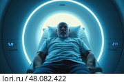 Мужчина средних лет лежит внутри аппарата МРТ. Стоковое AI-изображение, AI-художник Илья Старков / Фотобанк Лори