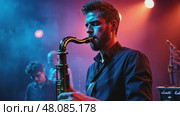 A musician playing saxophone in a dimly lit room with soft lighting, front view, warm lighting, musical color palette with deep blue background. Стоковое AI-видео, аниматор Sergey Grishin / Фотобанк Лори