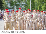 Парад Победы 9 мая, посвящённый 80-й годовщине Победы в Великой Отечественной войне, на главной площади им. М. Горького. Город Бердск, Новосибирская область, Западная Сибирь. Редакционное фото, фотограф Евгений Мухортов / Фотобанк Лори