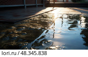 ping water on roof ai generated. Стоковое AI-изображение, AI-художник Vectorwin / Фотобанк Лори