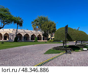 Outdoor installations in the Qatari Cultural Village. Стоковое фото, фотограф IRYNA ZAKHARANKA / Фотобанк Лори