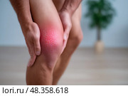 Knee pain, joint inflammation, bone fracture, man suffering from osteoarthritis, leg injury. Стоковое AI-изображение, AI-художник Станислав Тарко / Фотобанк Лори