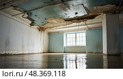 ceiling leaking water ai generated. Стоковое AI-изображение, AI-художник Vectorwin / Фотобанк Лори