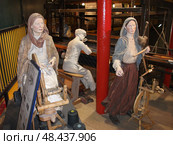 Interior of Tartan Weaving Mill and Exhibition located on the Royal Mile in Edinburgh, Scotland (2010 год). Редакционное фото, фотограф Сергей Пристяжнюк (Serg Zastavkin) / Фотобанк Лори