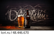 craft beer on black ai generated. Стоковое AI-изображение, AI-художник Vectorwin / Фотобанк Лори
