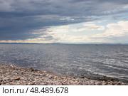 Каменистый берег Байкала, Бурятия, Россия. Стоковое фото, фотограф Александра Николаева / Фотобанк Лори