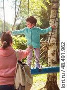 Children's obstacle Course. Стоковое фото, фотограф Юлия Бабкина / Фотобанк Лори