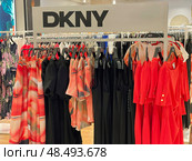 DKNY women's fashion section in Valencia store. Редакционное фото, фотограф Данил Руденко / Фотобанк Лори