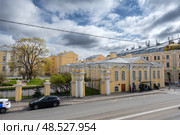 Дворец М.И. Воронцова. Пажеский корпус. Улица Садовая, 26. Санкт-Петербург. Редакционное фото, фотограф Ольга Визави / Фотобанк Лори