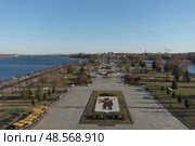 Ярославль. Стрелка. Слияние Волги и Которосли. Редакционное фото, фотограф Николай Алмаев / Фотобанк Лори