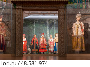 Женские праздничные костюмы. Крестьянское сословие. Экспозиция Музея сословий России в галерее Ильи Глазунова. Москва. Редакционное фото, фотограф Pukhov K / Фотобанк Лори