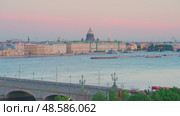 Saint-Petersburg, Russia - Jun 25 2023, 4k, aerial view, evening view of the Hermitage, Palace Embankment and Trinity bridge, Neva river, Saint-Petersburg, Russia. Стоковое видео, видеограф Сергей Богомяко / Фотобанк Лори