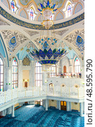 Beautiful picturesque interior decoration of the Kul Sharif Mosque in the territory of the Kazan Kremlin. Russia (2022 год). Стоковое фото, фотограф Константин Лабунский / Фотобанк Лори