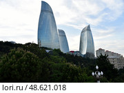 Вид на "Пламенные башни" в Баку. Стоковое фото, фотограф Максим Соколов / Фотобанк Лори