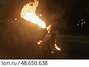 Image of fire show on the city street in night, Moscow Russia - 21 июля 2019. Редакционное фото, фотограф YuryKara / Фотобанк Лори