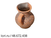 Старый глиняный кувшин на белом фоне. Clay jug handmade isolated on white. Стоковое фото, фотограф Татьяна Д / Фотобанк Лори