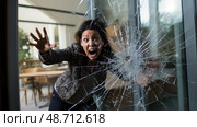 strength glass breaking women ai generated. Стоковое AI-изображение, AI-художник Vectorwin / Фотобанк Лори