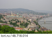 Река Дунай и панорама старого города Будапешта, Будапешт, Венгрия (2010 год). Стоковое фото, фотограф Дымов Игорь / Фотобанк Лори