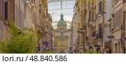 Marseille, France - Nov 3 2018, panoramic view of the shopping street in the center of Marseille, at daytime, without people, Marseille, France. Редакционное фото, фотограф Сергей Богомяко / Фотобанк Лори