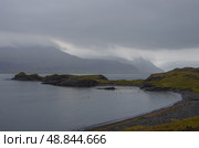 Панорама Рейдарфьордура (Reydarfjordur ), крупнейшего фьорда. Восточная Исландия. Стоковое фото, фотограф Дымов Игорь / Фотобанк Лори